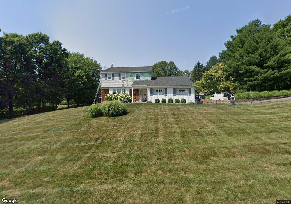 5694 Nina Cir, Coopersburg, PA 18036 - photo 1