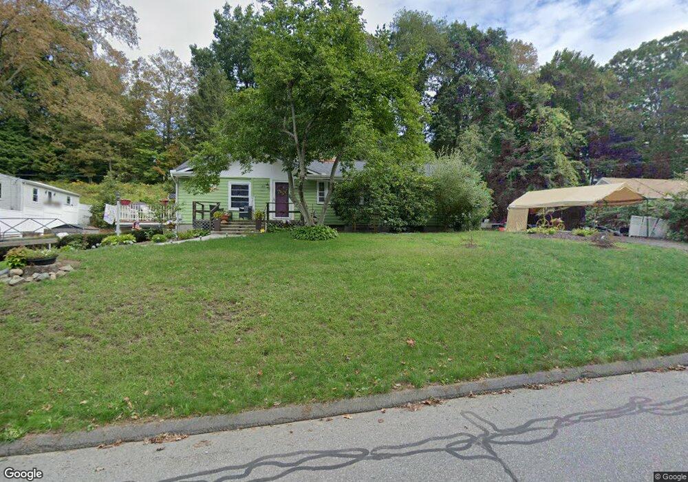 182 Steinmann Ave, Middlebury, CT 06762 - photo 1