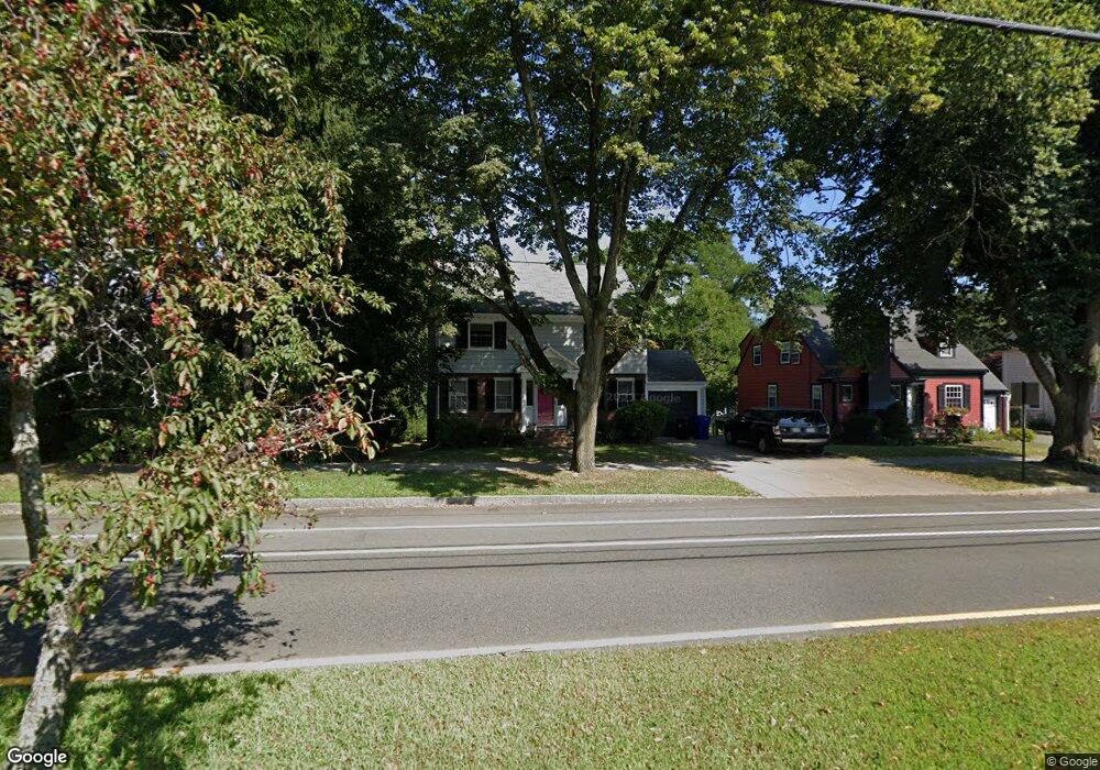 534 Brook Rd, Milton, MA 02186 - photo 1