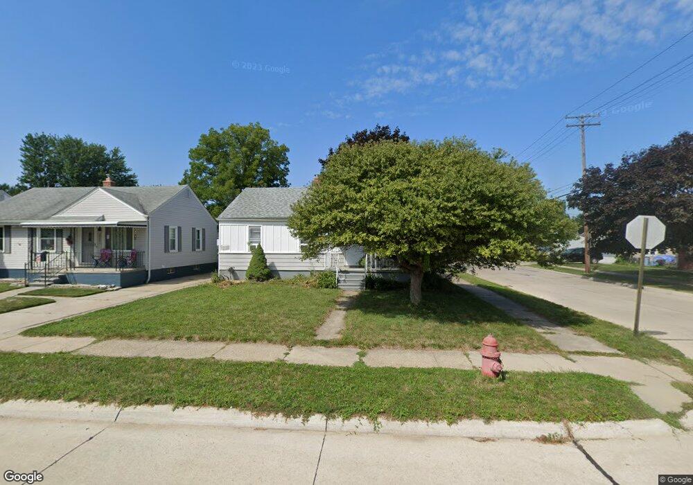 26411 Blumfield St, Roseville, MI 48066 - photo 1