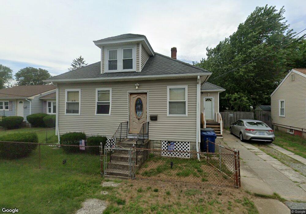 31 Opper Ave, Warwick, RI 02889 - photo 1