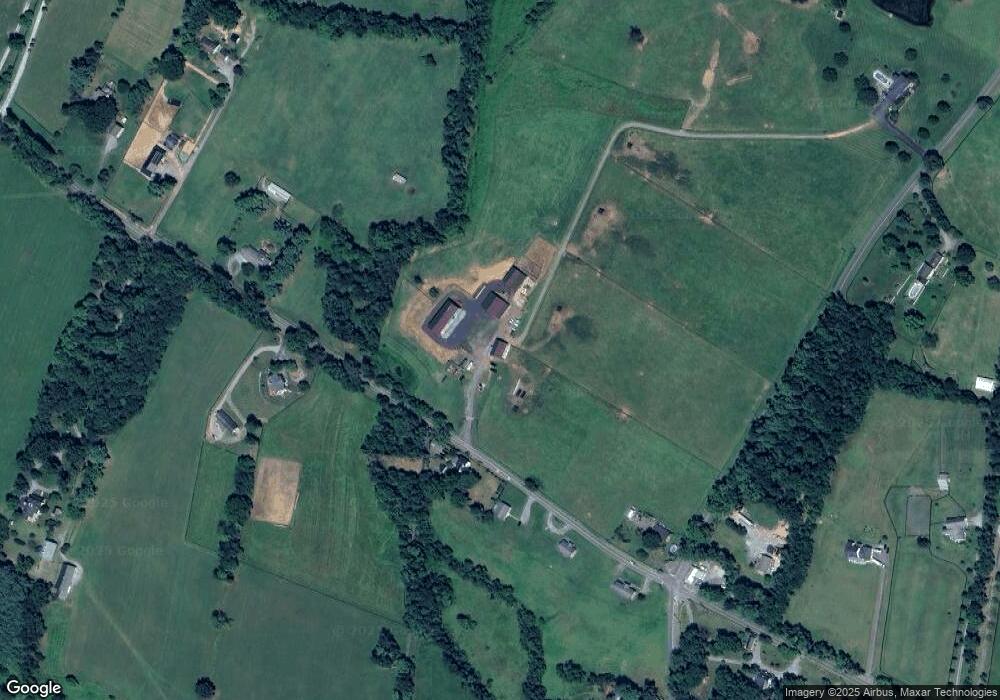 35288 Snickersville Turnpike, Round Hill, VA 20141 - photo 1