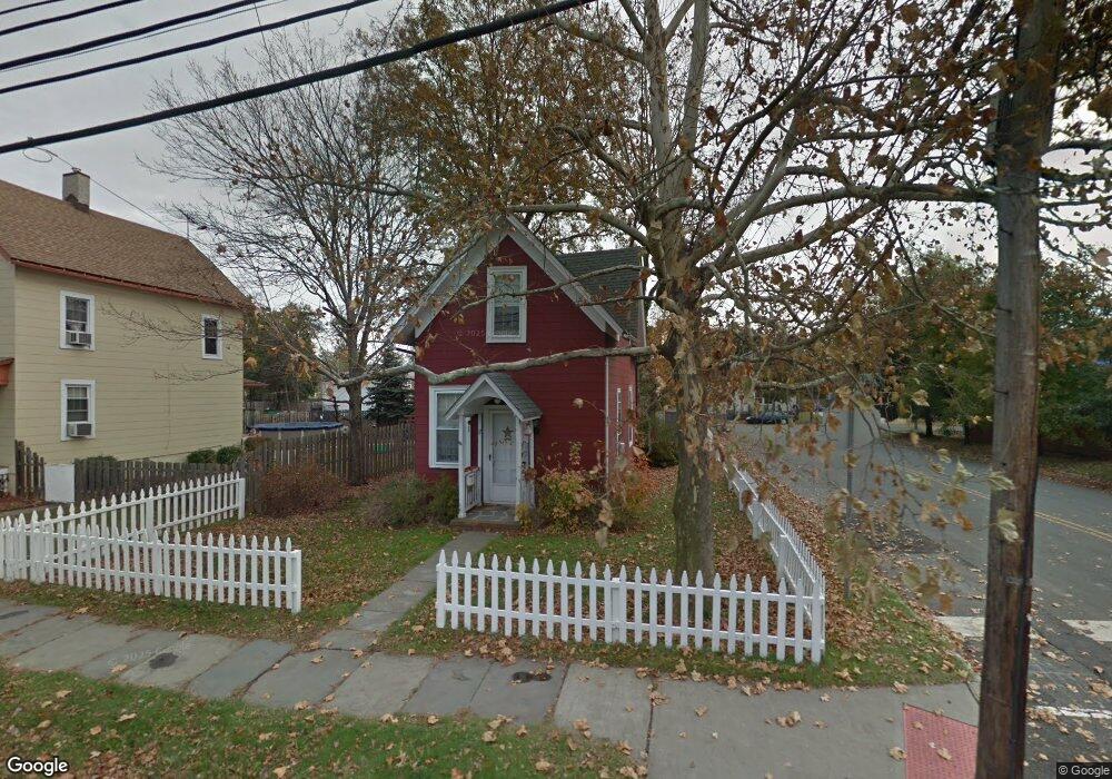 37 Elizabeth St, South Bound Brook, NJ 08880 - photo 1