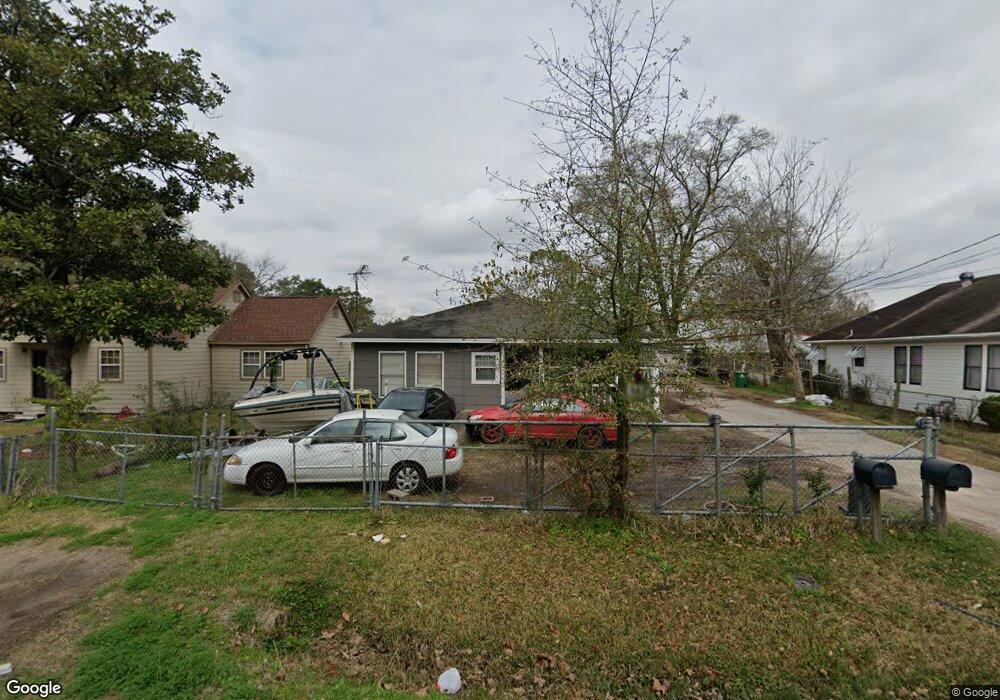 912 Woodcrest Dr, Houston, TX 77018 - photo 1