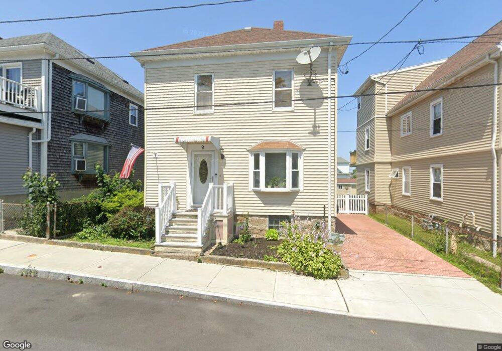 9 Kirby St, South Dartmouth, MA 02748 - photo 1