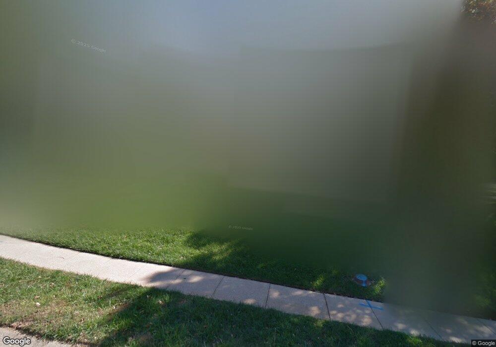 5779 Richards Cir, Shawnee, KS 66216 - photo 1