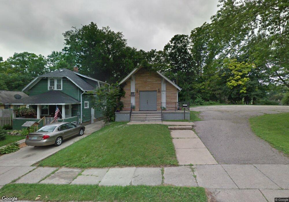 1110 Lathrop St, Lansing, MI 48912 - photo 1