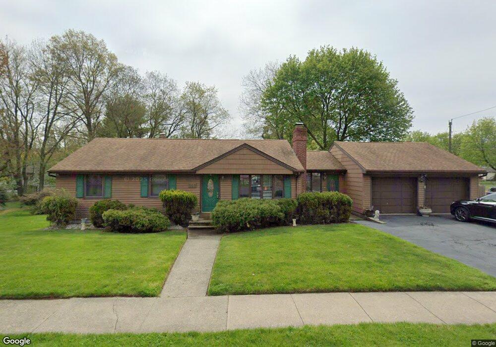 140 Bayberry Ln, Stratford, CT 06614 - photo 1