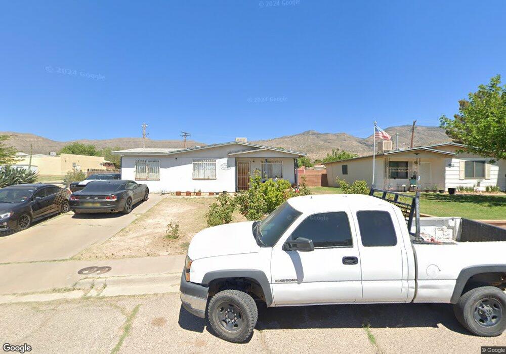 510 Bonnell Ave, Alamogordo, NM 88310 - photo 1