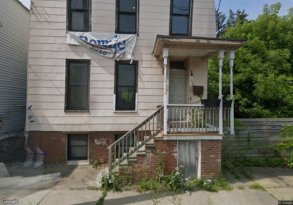 429 Columbia St unit 2nd F, Hudson, NY 12534 - photo 1