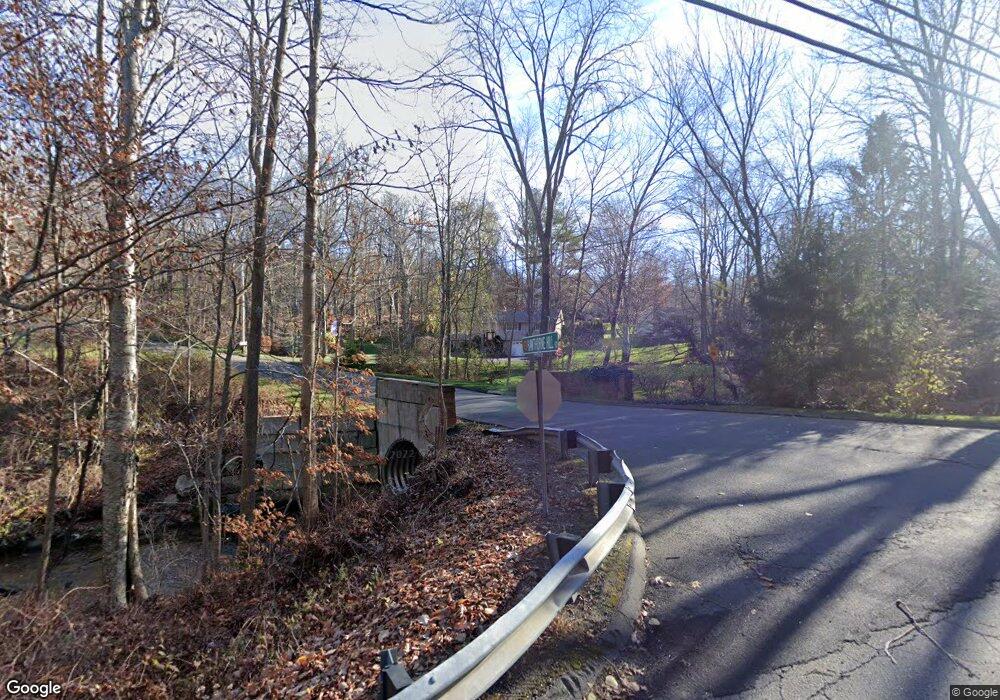 2 Hawthorne Hill Rd, Newtown, CT 06470 - photo 1