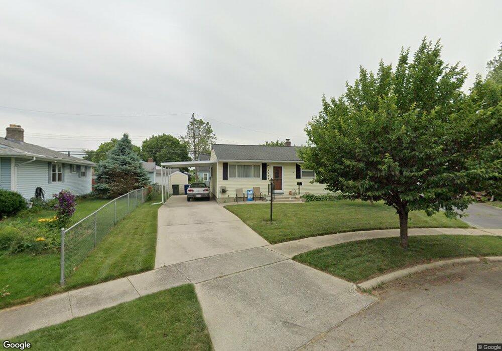 4209 Dixie Ct, Columbus, OH 43228 - photo 1