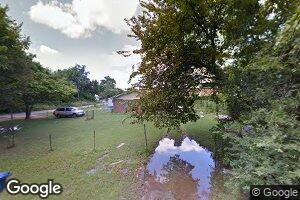 322 10th St, Weleetka, OK 74880
