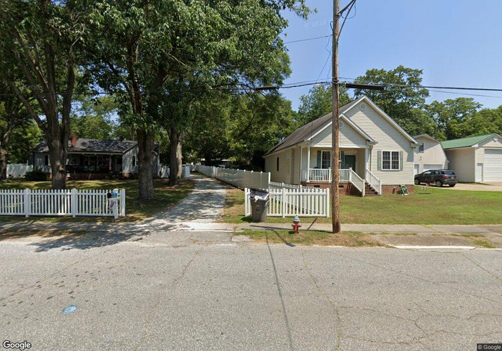 212 Mills Ave, Liberty, SC 29657 - photo 1