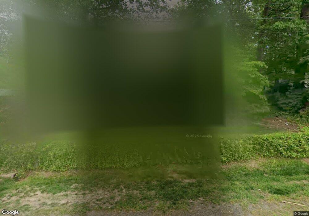 6414 Crosswoods Dr, Falls Church, VA 22044 - photo 1