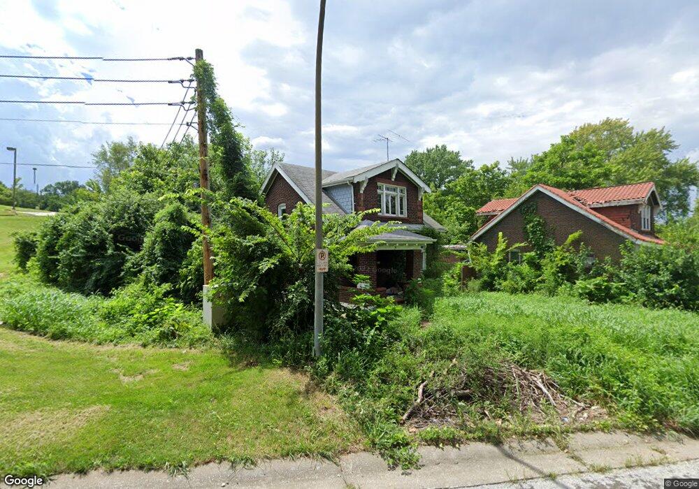 4450 N Newstead Ave, Saint Louis, MO 63115 - photo 1