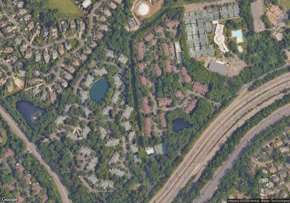 40 Yale Dr, Manhasset, NY 11030 - photo 1