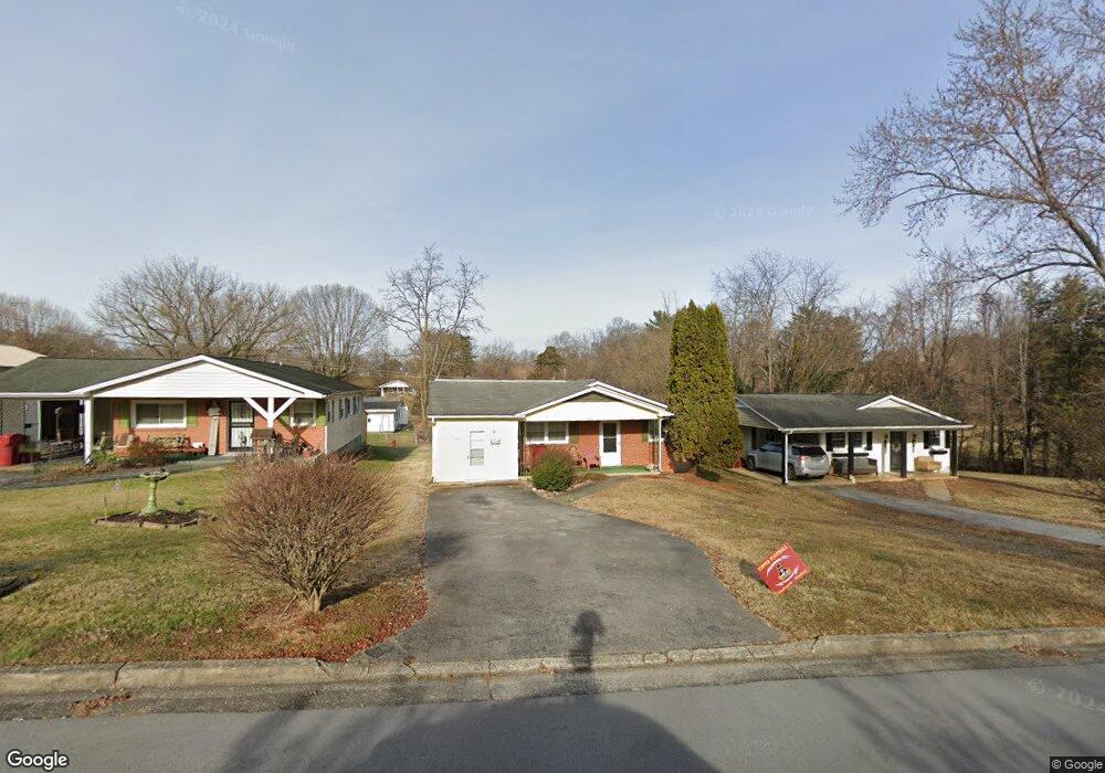 1511 E Holston Ave, Johnson City, TN 37601 - photo 1