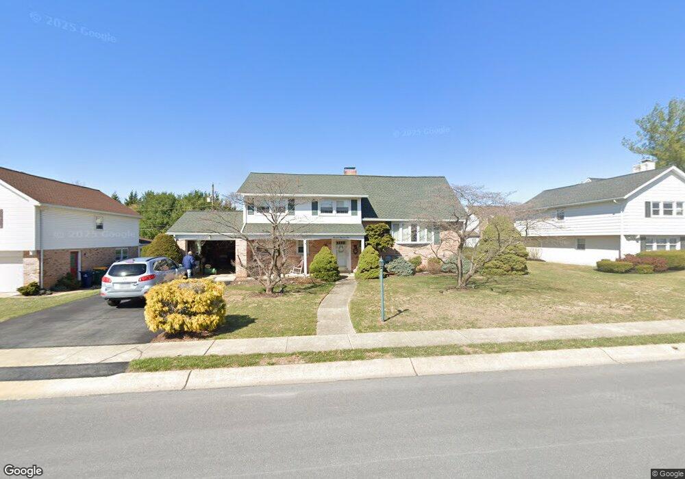 1409 Whitfield Blvd, Reading, PA 19609 - photo 1