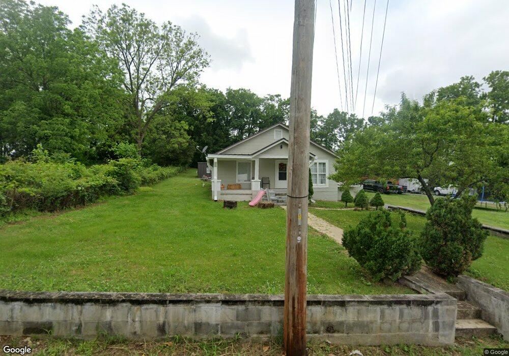 304 Shelbyville Mills Rd, Shelbyville, TN 37160 - photo 1