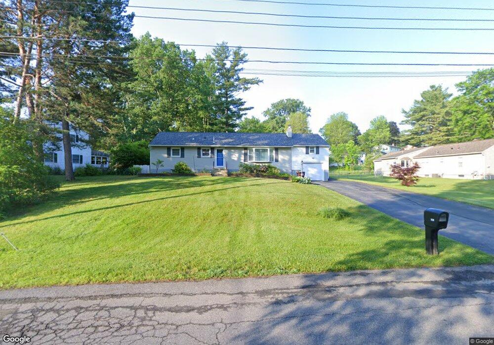 938 Ash Tree Ln, Schenectady, NY 12309 - photo 1