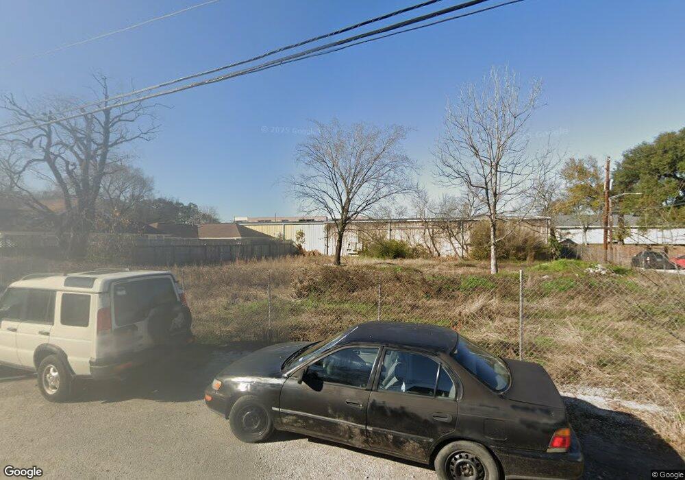 1302 Idylwild St, Houston, TX 77009 - photo 1