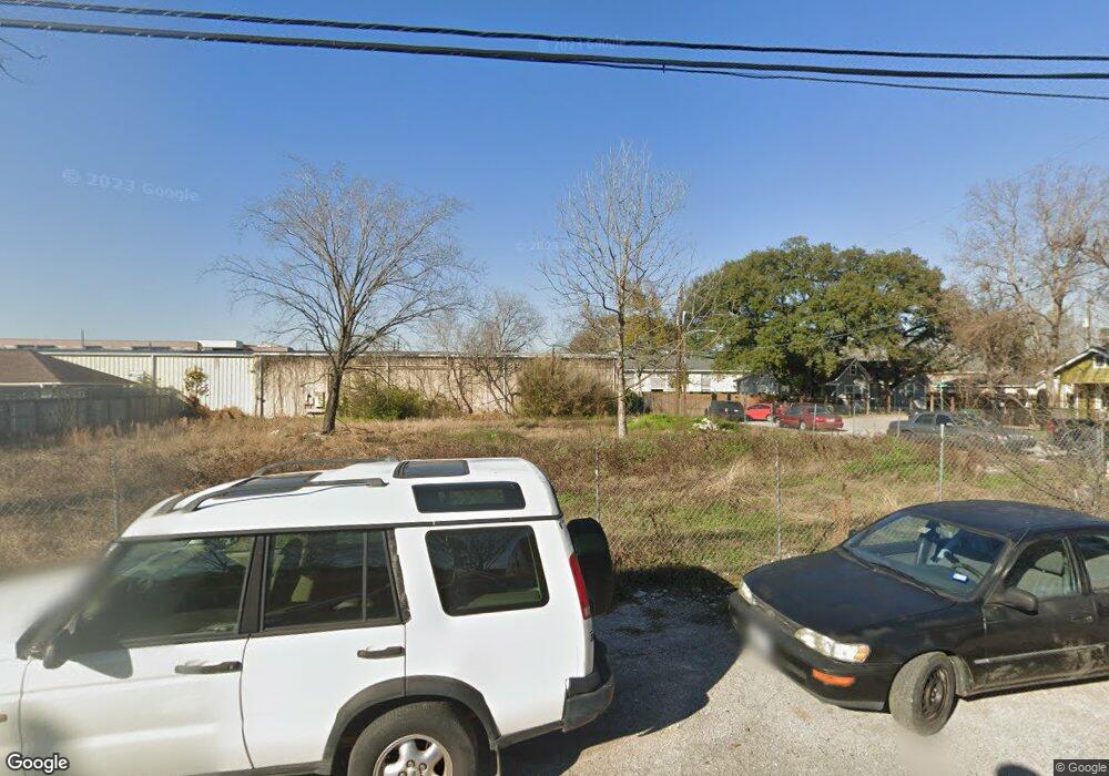 1302 Idylwild St unit 16, Houston, TX 77009 - photo 1