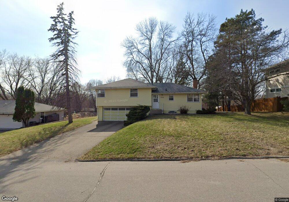 5242 Forest Rd, Minnetonka, MN 55345 - photo 1