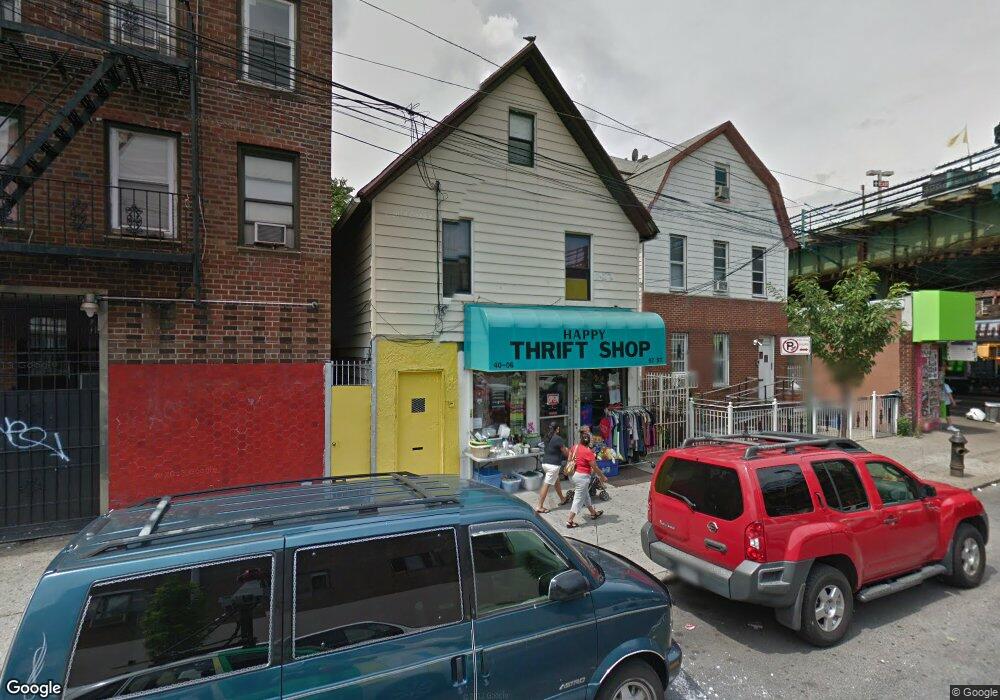 4006 97th St, Flushing, NY 11368 - photo 1