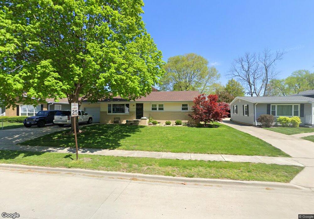 1542 Pulaski St, Lincoln, IL 62656 - photo 1