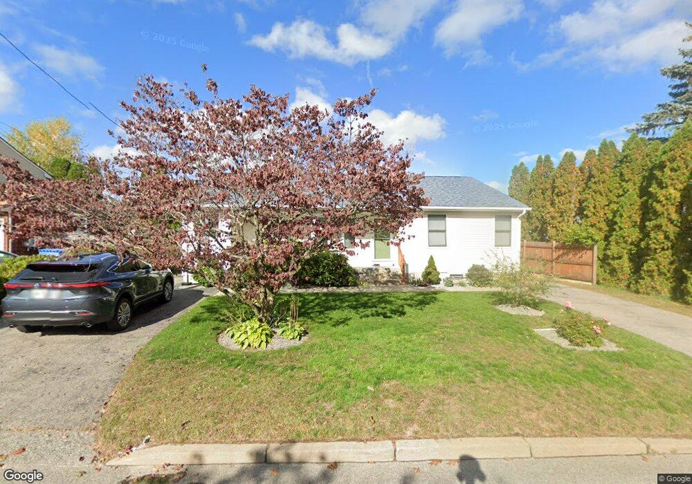 13 Selma St, Cranston, RI 02920 - photo 1