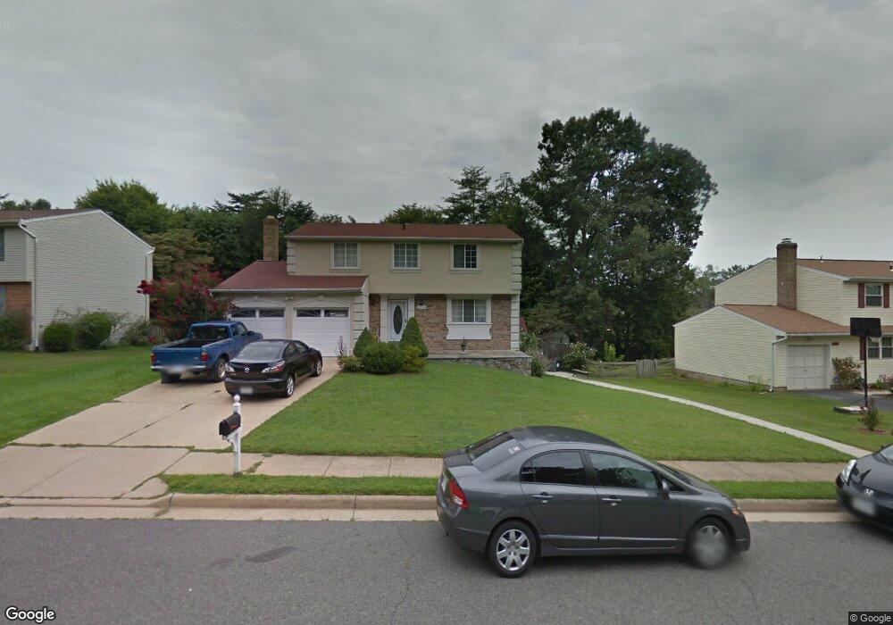 6110 Covered Bridge Rd, Burke, VA 22015 - photo 1