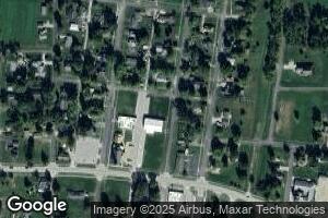 415 N Pine St, Sandoval, IL 62882
