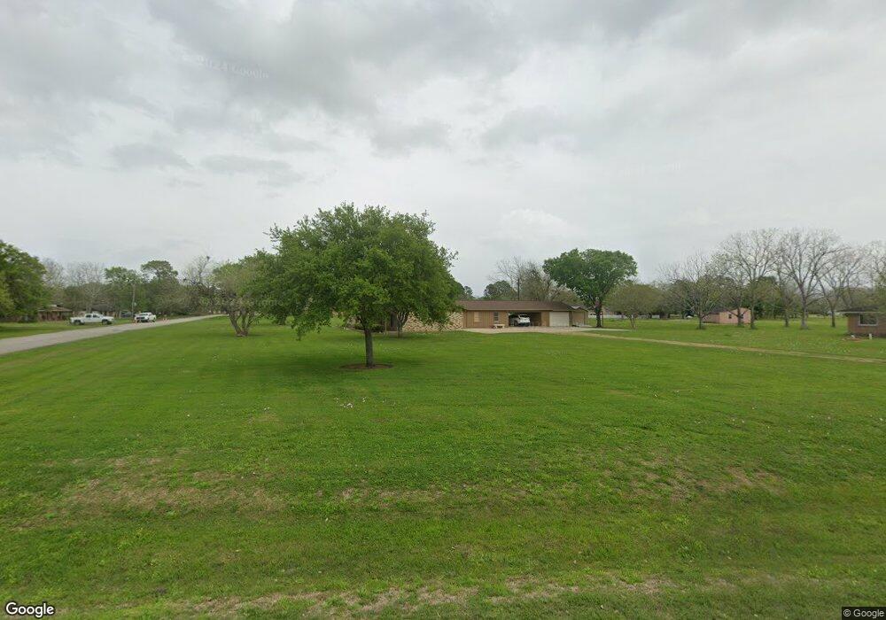 19 Trinity St, Bay City, TX 77414 - photo 1