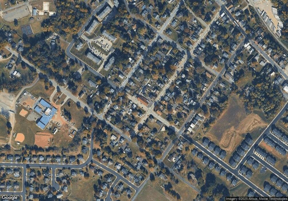 337 Walnut St, Spring City, PA 19475 - photo 1