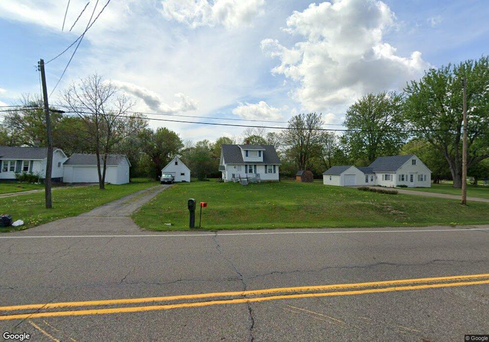 1448 S Dye Rd, Flint, MI 48532 - photo 1