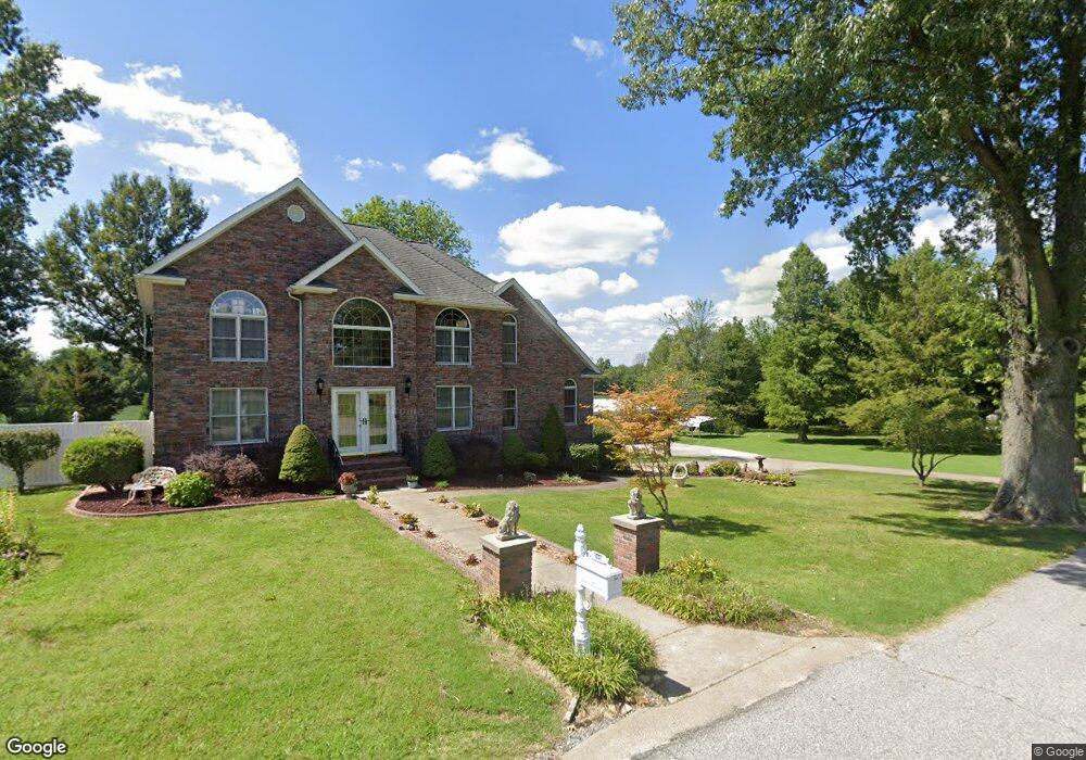 2415 Hillcrest St, Harrisburg, IL 62946 - photo 1