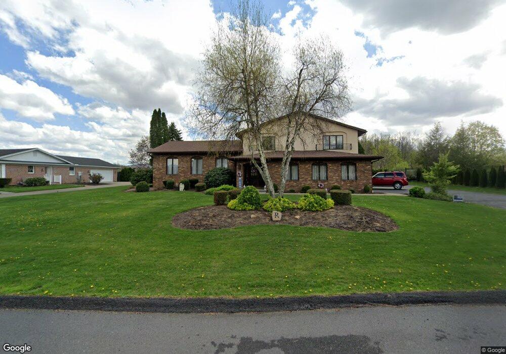 47 S Beech Rd, Wilkes Barre, PA 18705 - photo 1