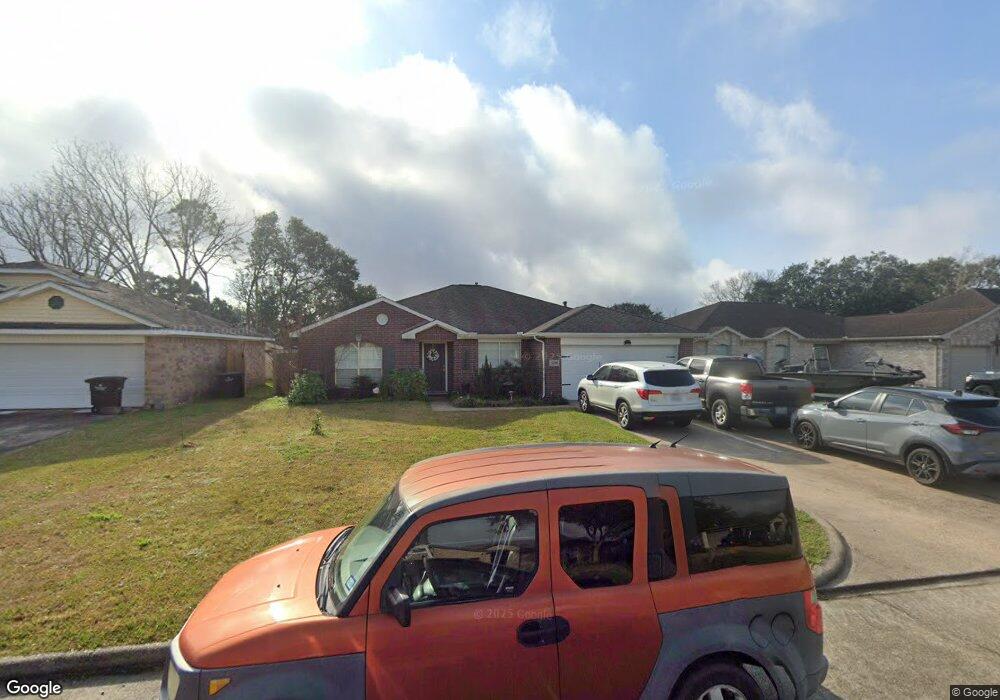 3205 Deer Trail Dr, Alvin, TX 77511 - photo 1