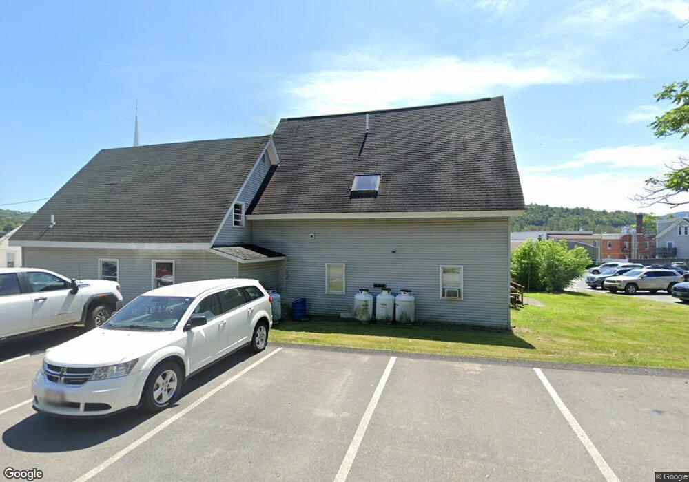 17 Pleasant St unit 2, Littleton, NH 03561 - photo 1