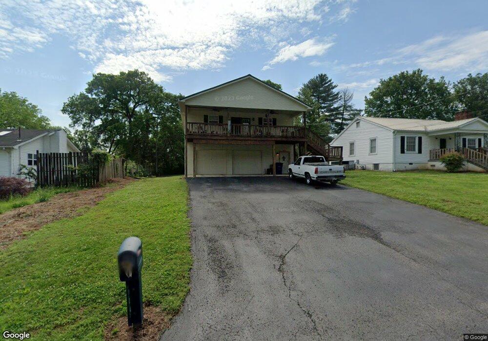 124 Carlisle Ave, Shelbyville, TN 37160 - photo 1