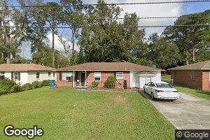 605 W Howard Dr, Brunswick, GA 31523