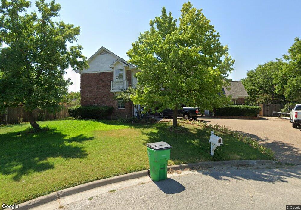 3 Old Mill Cir, Gainesville, TX 76240 - photo 1