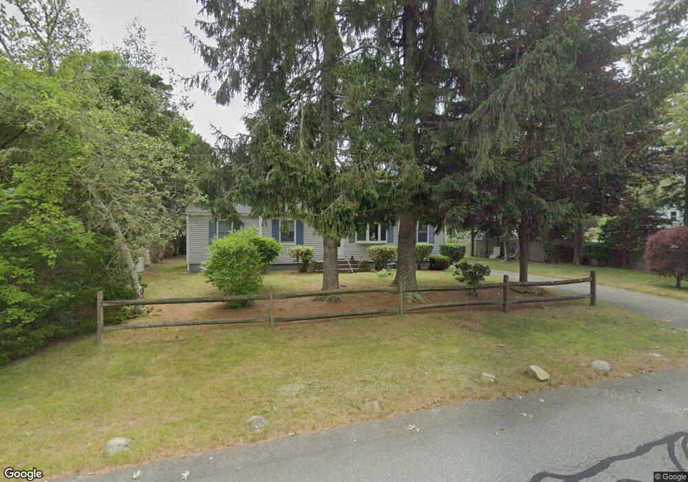 14 Queen's Bay, Buzzards Bay, MA 02532 - photo 1