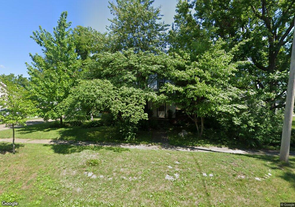 310 E Van Buren St, Philo, IL 61864 - photo 1