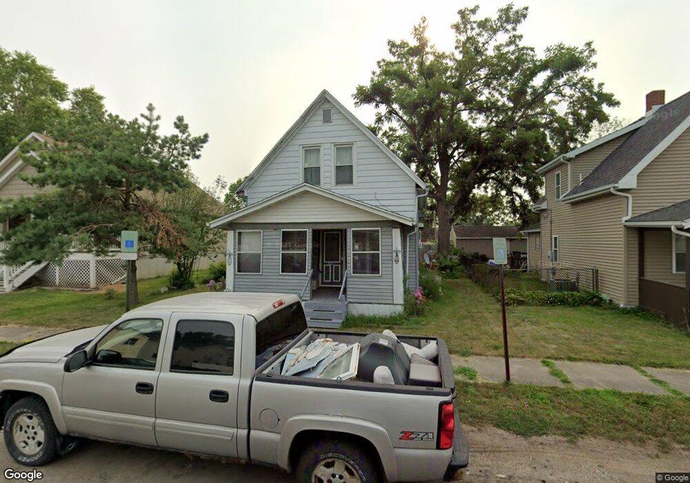 1005 9th St NW, Cedar Rapids, IA 52405 - photo 1