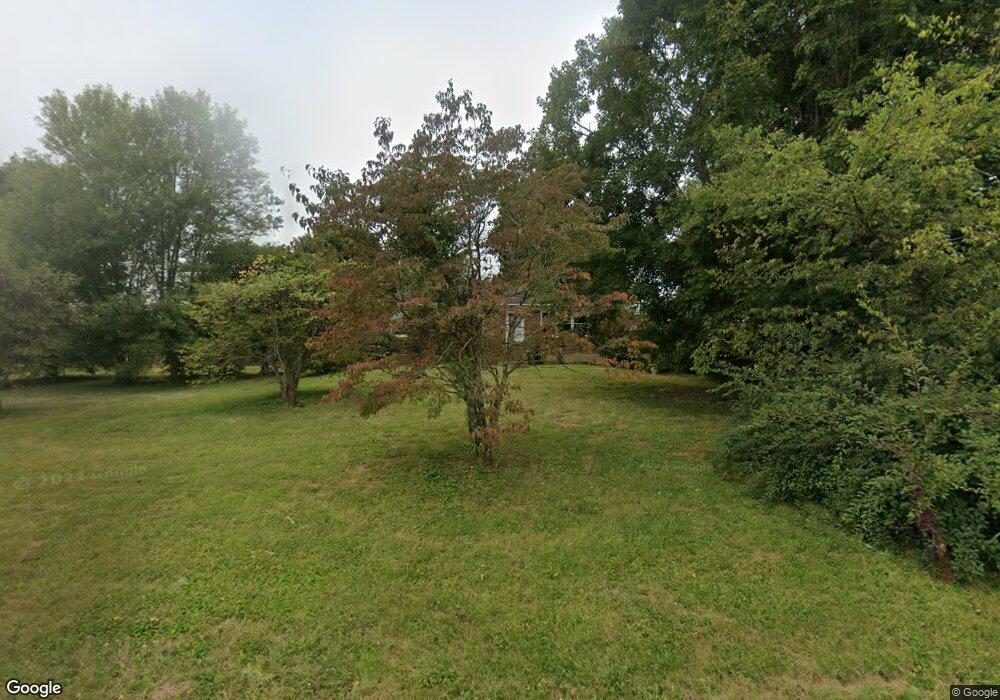 9212 Thixton Ln, Louisville, KY 40291 - photo 1