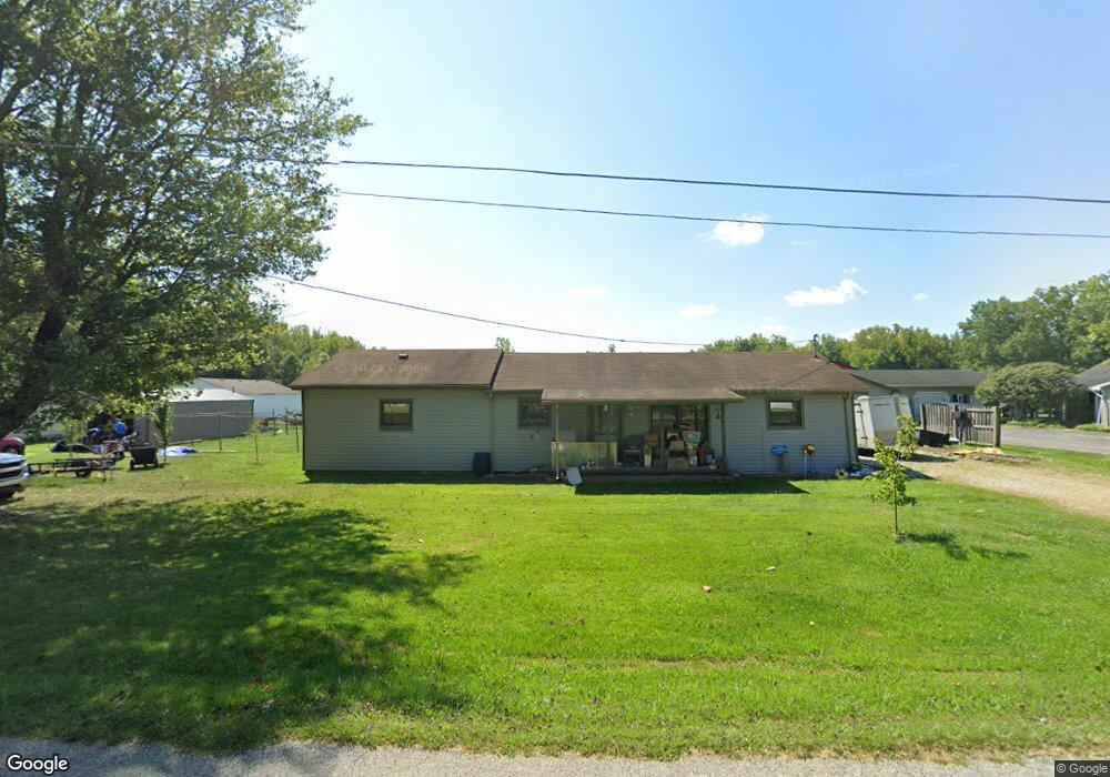 4655 W Deaver Rd, Columbus, IN 47201 - photo 1