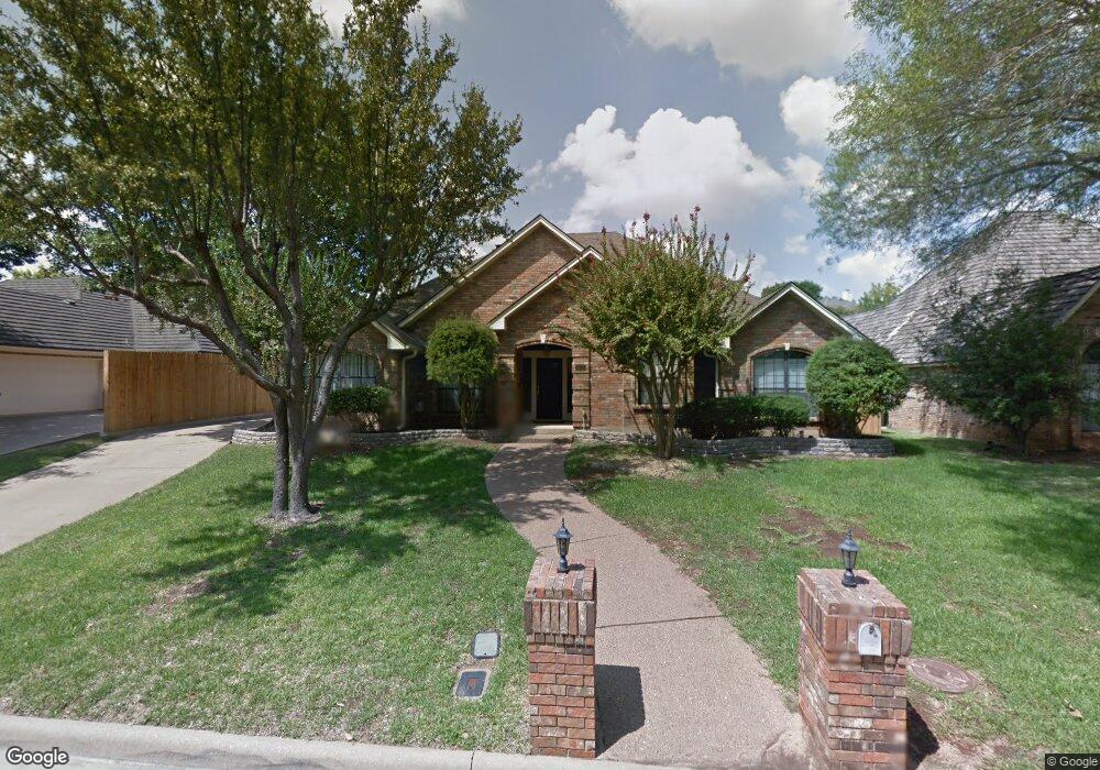 3221 Oakdale Dr, Hurst, TX 76054 - photo 1