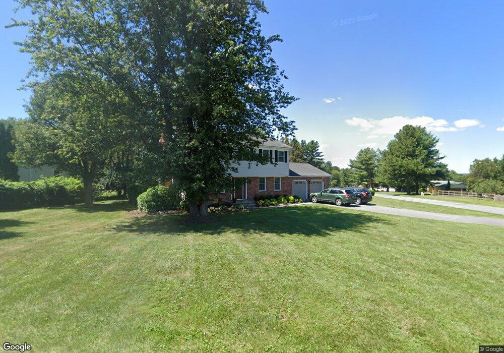 5914 Dale Dr, Sykesville, MD 21784 - photo 1